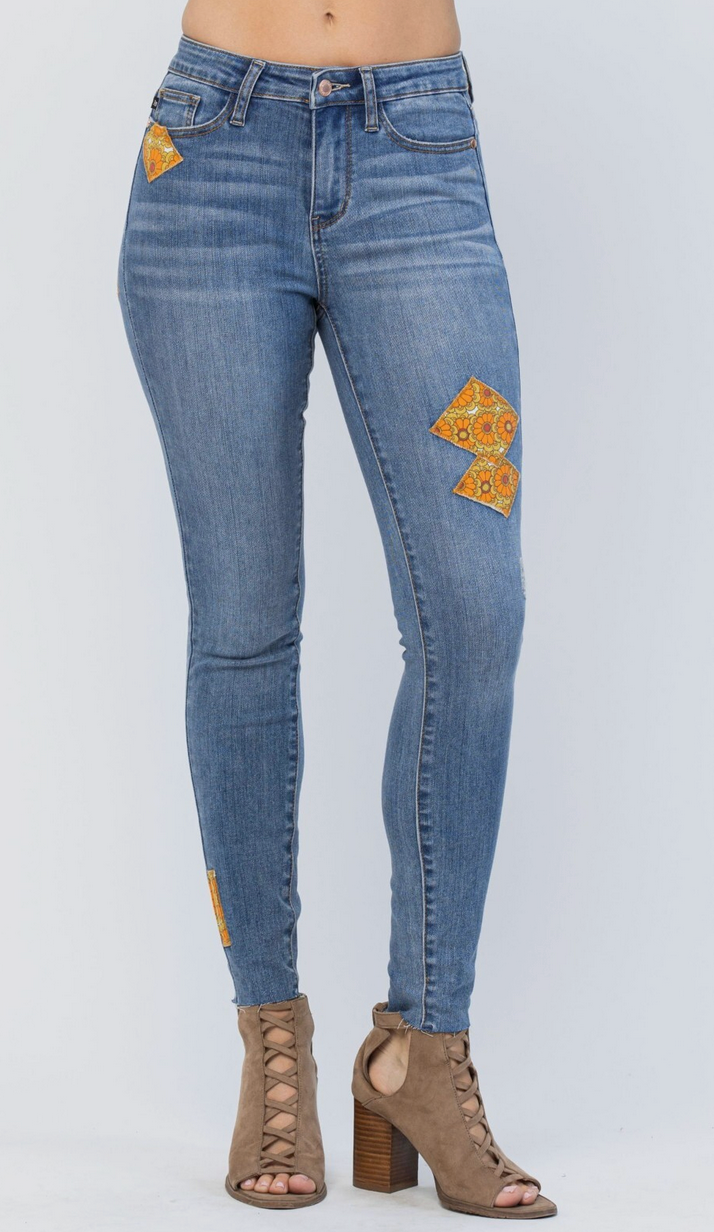 Judy Blue Mid-Rise 70's Patch Skinny Jeans