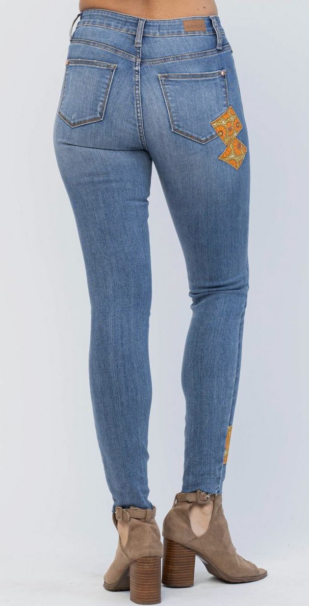 Judy Blue Mid-Rise 70's Patch Skinny Jeans